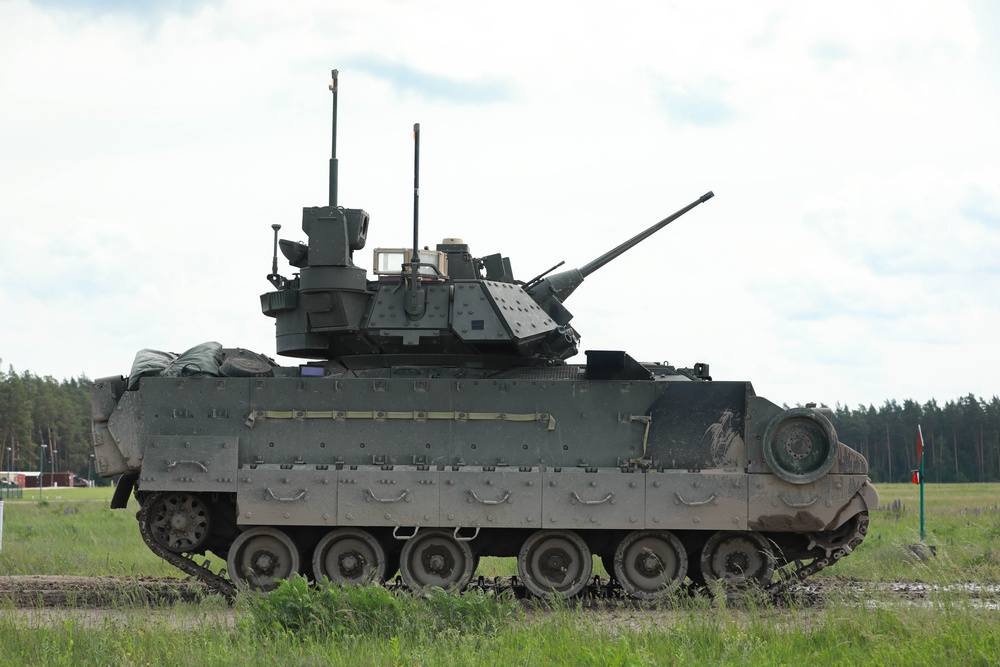 U.S. soldiers in Poland advance their Bradley Fighting Vehicle battlefield skills