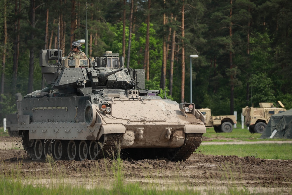 U.S. soldiers in Poland advance their Bradley Fighting Vehicle battlefield skills