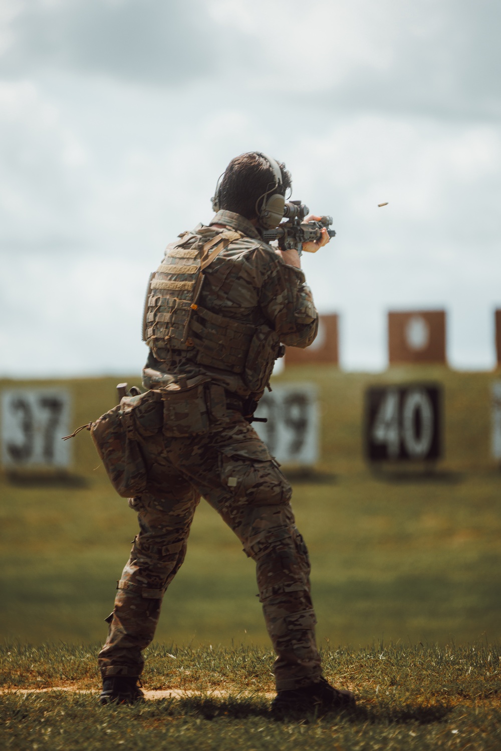 Army Marksmanship Unit Trains 75th Ranger Regiment in Mid-Range Lethality