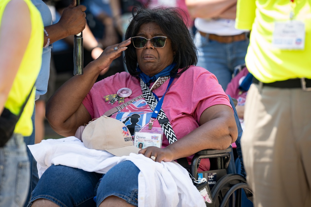 All-Female Veteran Honor Flight Visits Arlington National Cemetery