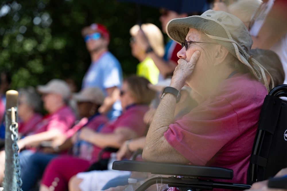 All-Female Veteran Honor Flight Visits Arlington National Cemetery