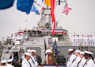 USS Stethem observes namesake memorial ceremony