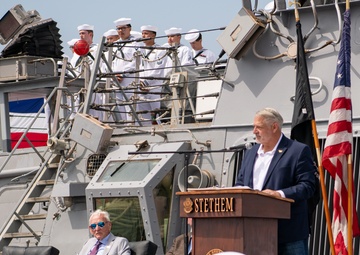 USS Stethem observes namesake memorial ceremony