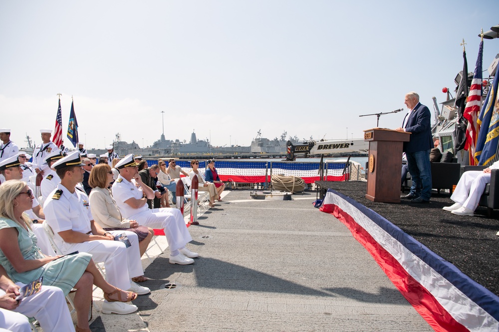 USS Stethem observes namesake memorial ceremony