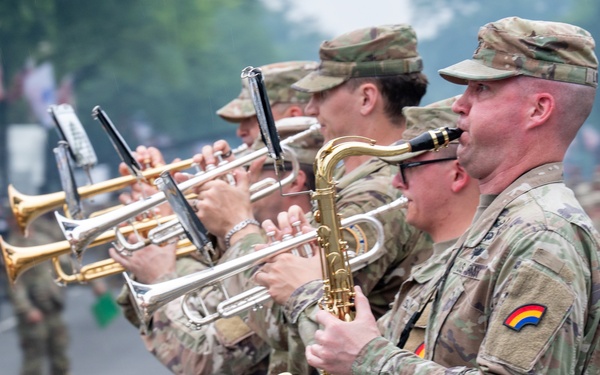 42nd Infantry Division Band marches in Army 250 Parade