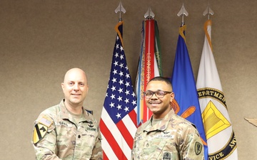 1-13th Aviation Soldier receives TRADOC R2 Guardian award