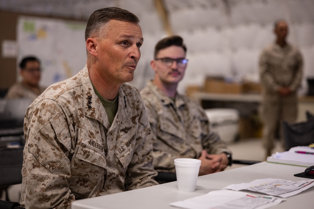 Commander of Marine Forces Reserve Visits Reserve Marines at ITX 3-25