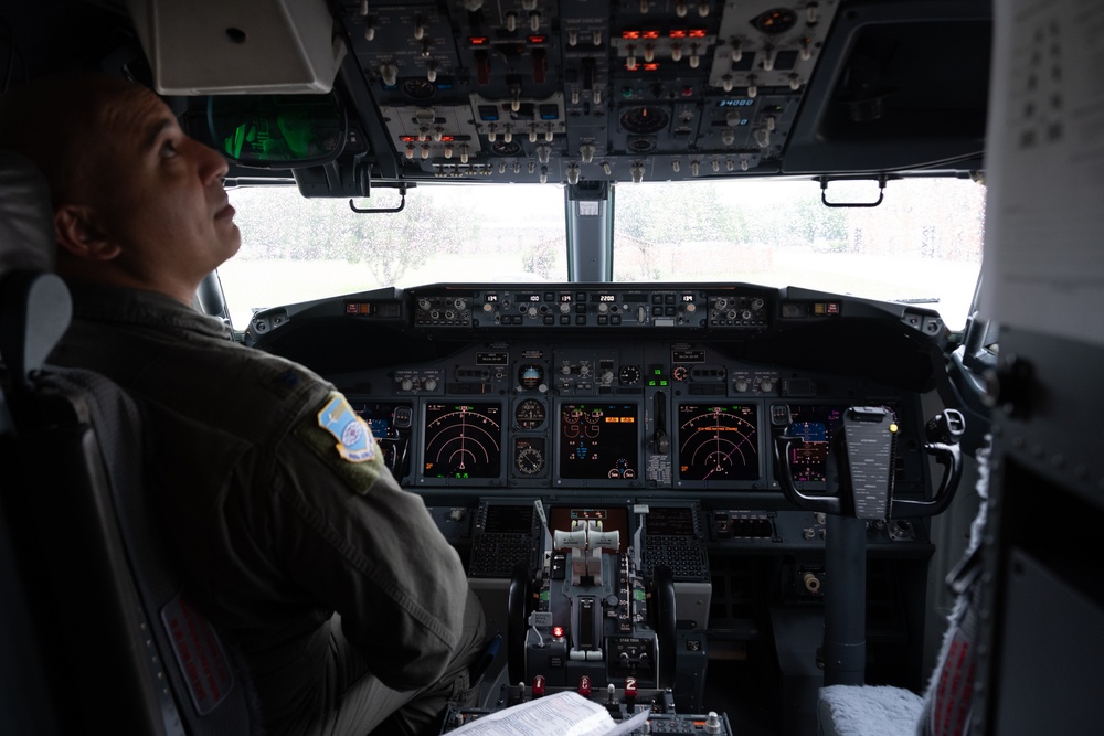 Colonel Jeffery Smith prepares for take off in a C-4o Clipper.