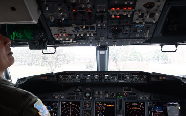 Colonel Jeffery Smith prepares for take off in a C-4o Clipper.