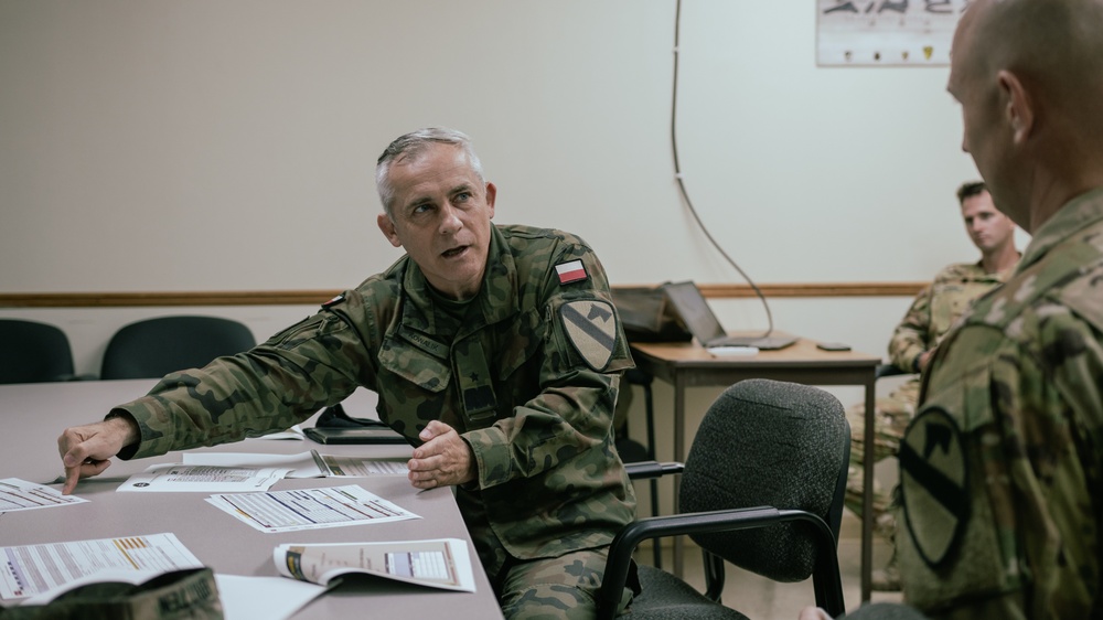 Polish Army Brigadier General visits 1-227th Aviation Regiment Leaders