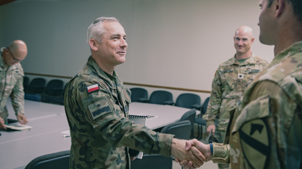 Polish Army Brigadier General visits 1-227th Aviation Regiment Leaders