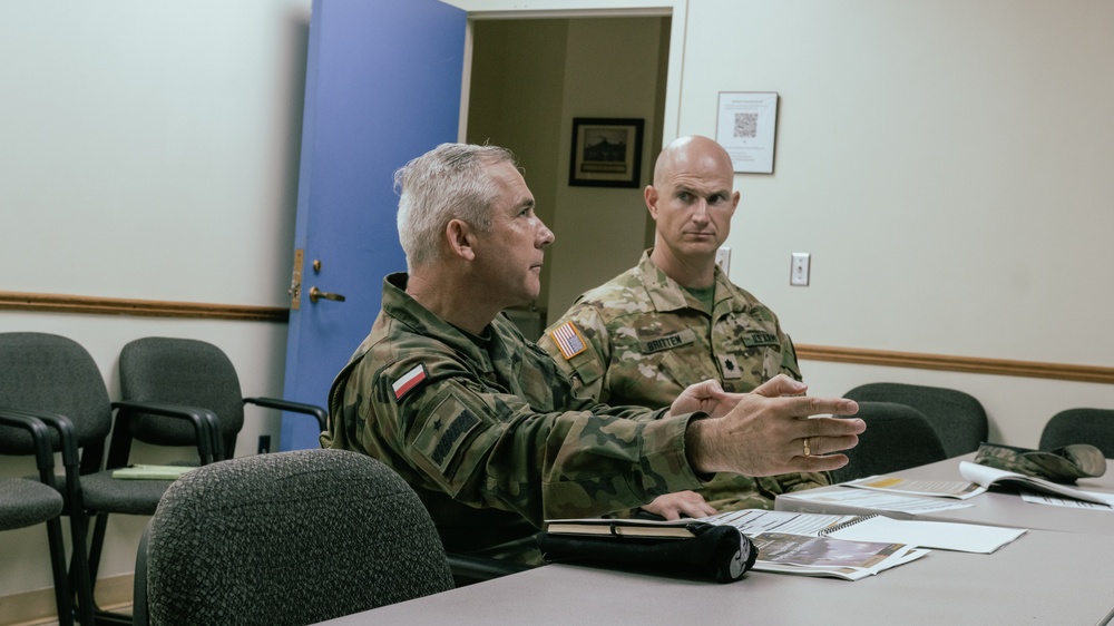 Polish Army Brigadier General visits 1-227th Aviation Regiment Leaders