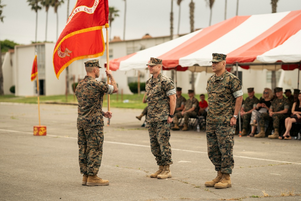 13th Marine Expeditionary Unit holds Change of Command Ceremony