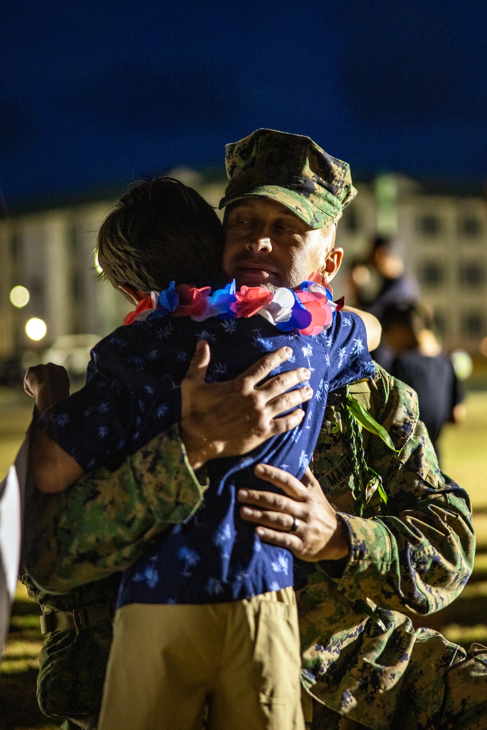 Marines return from the Philippines