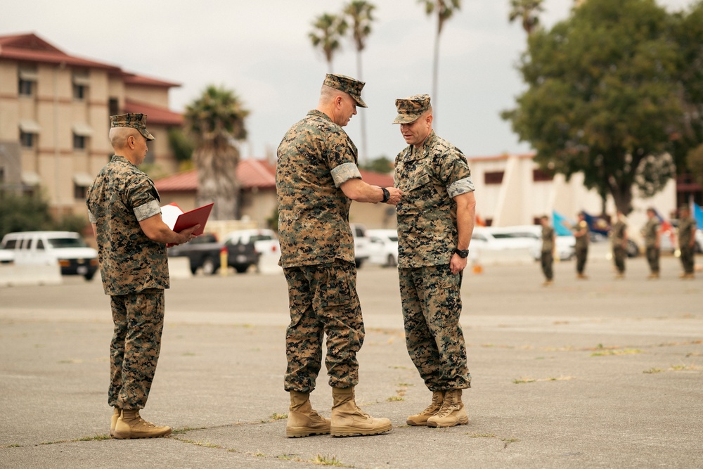 13th Marine Expeditionary Unit holds Change of Command Ceremony