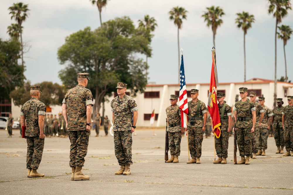 13th Marine Expeditionary Unit holds Change of Command Ceremony