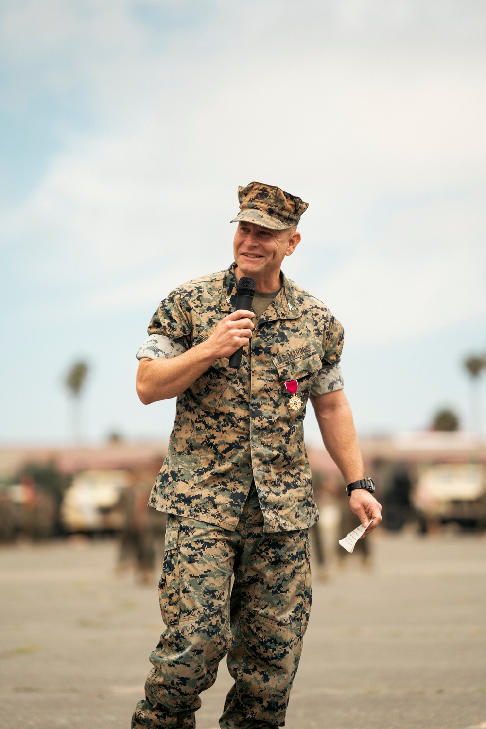 13th Marine Expeditionary Unit holds Change of Command Ceremony