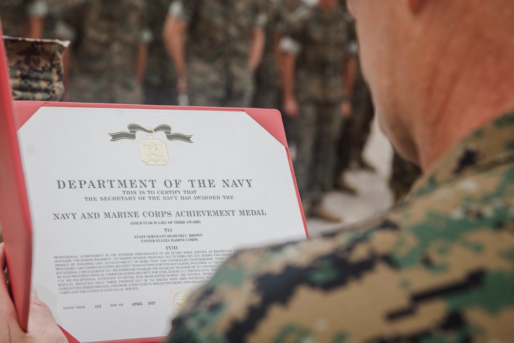 15th MEU Awards Marines for Meritorious Service