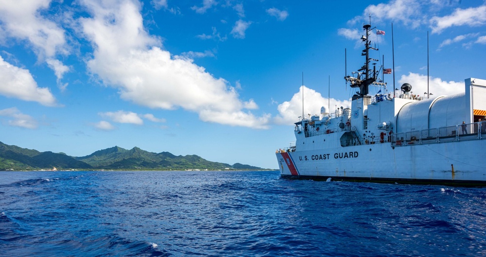 U.S. Coast Guard Harriet Lane (WMEC 903), Cook Island Shipriders conduct Fishery Boardings
