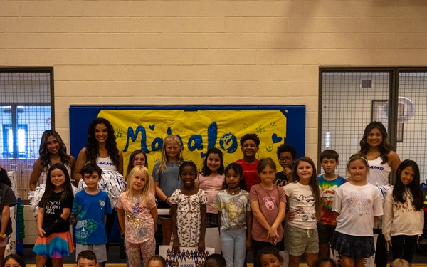 Little Rams, Ready To Go: Los Angeles Rams cheerleaders visit MCBH