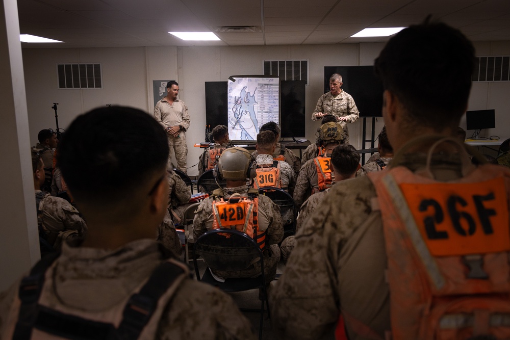 ITX 3-25: 4th Marine Division Commanding General Visits Marines at Range 400
