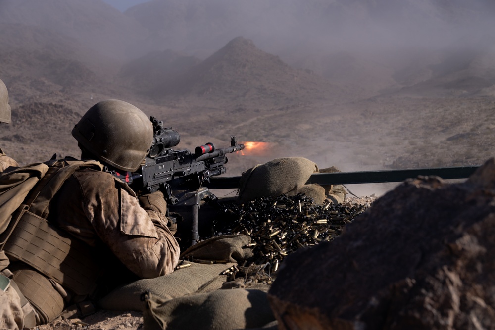 ITX 3-25: 4th Marine Division Commanding General Visits Marines at Range 400