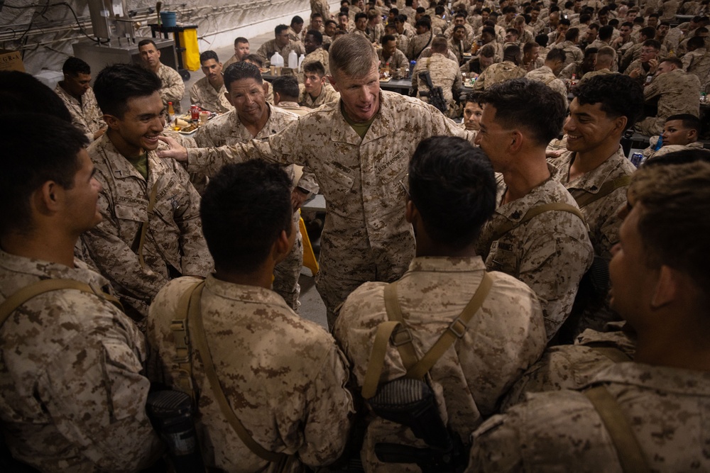 ITX 3-25: 4th Marine Division Commanding General Visits Marines at Range 400