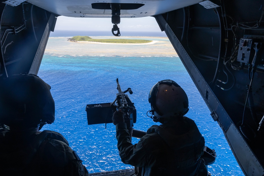 VMM-262 conducts live-fire exercise
