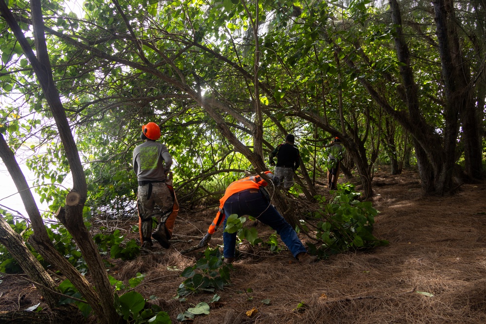MCBH and Ola Nu’upia Hui conduct Environmental Stewardship Workday