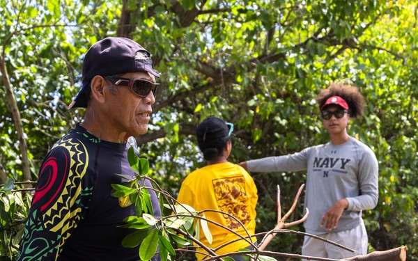 MCBH and Ola Nu’upia Hui conduct Environmental Stewardship Workday
