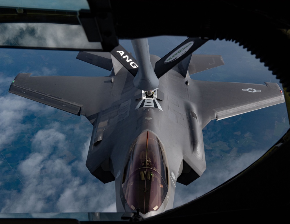 Atlantic Trident 25 Aerial Refueling Over Finland
