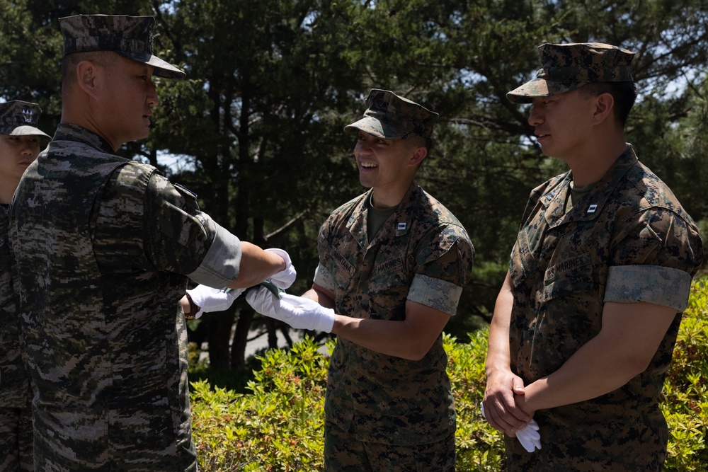 Activated Reserve Marines Participate in Commemoration ceremony with ROK Marines