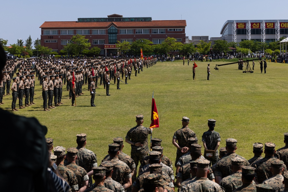 Activated Reserve Marines attend ROK Marines recruit graduation during Korea Viper 25.4