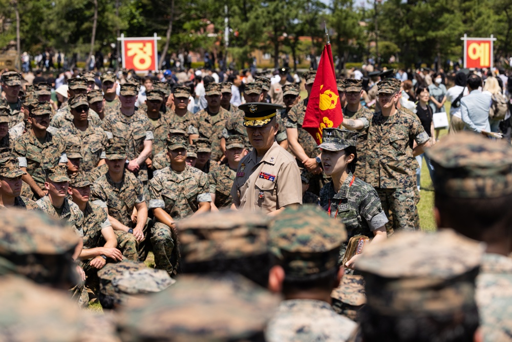Activated Reserve Marines attend ROK Marines recruit graduation during Korea Viper 25.4