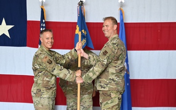 435th CRS change of command