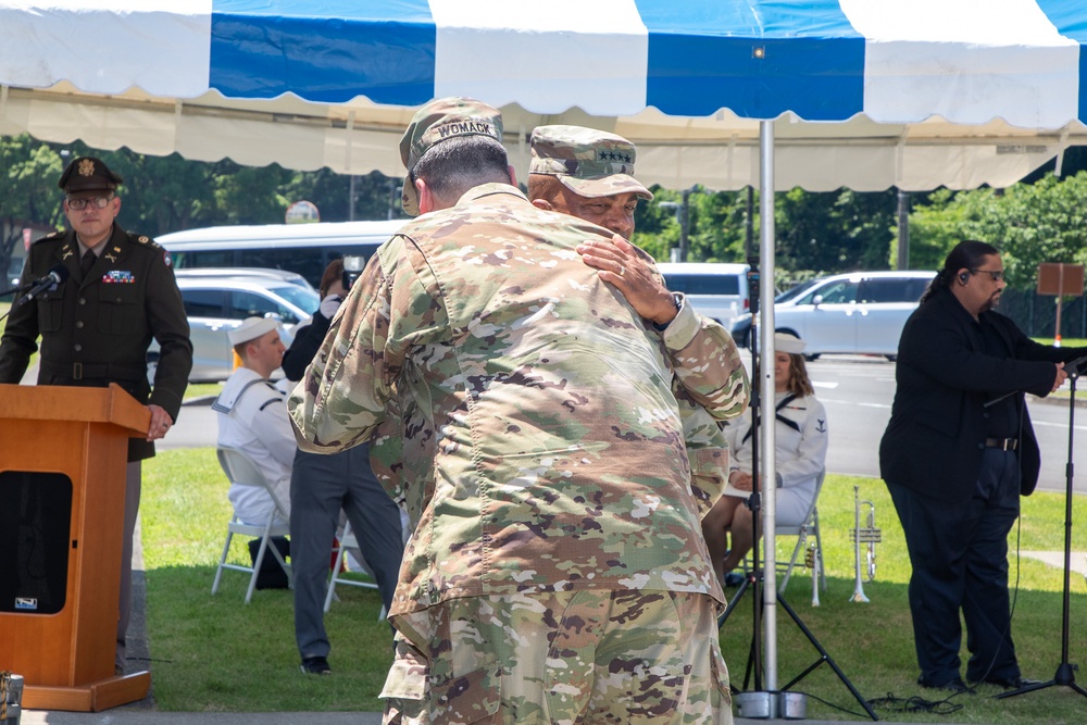 Maj. Gen. Dave Womack relinquishes command of U.S. Army Japan to Brig. Gen. James Dooghan, as Gen