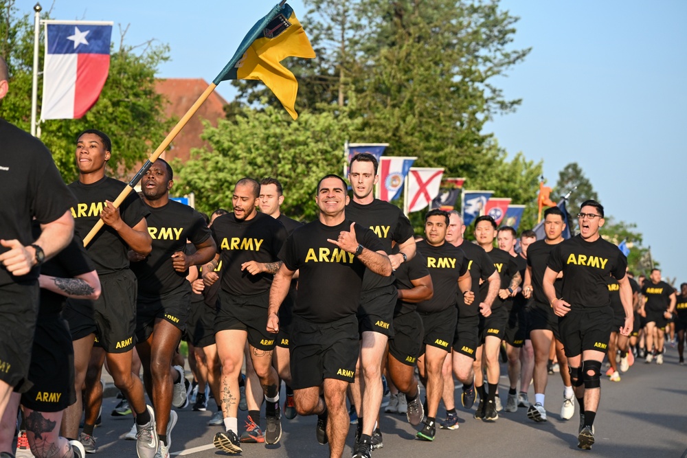 Soldiers Celebrate the Army's 250th Birthday