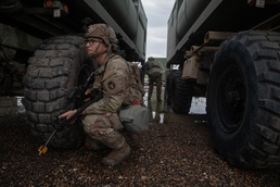 Iowa National Guard Soldier pulls security at JRTC