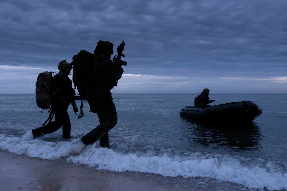 Polish SOF conduct training during BALTOPS25