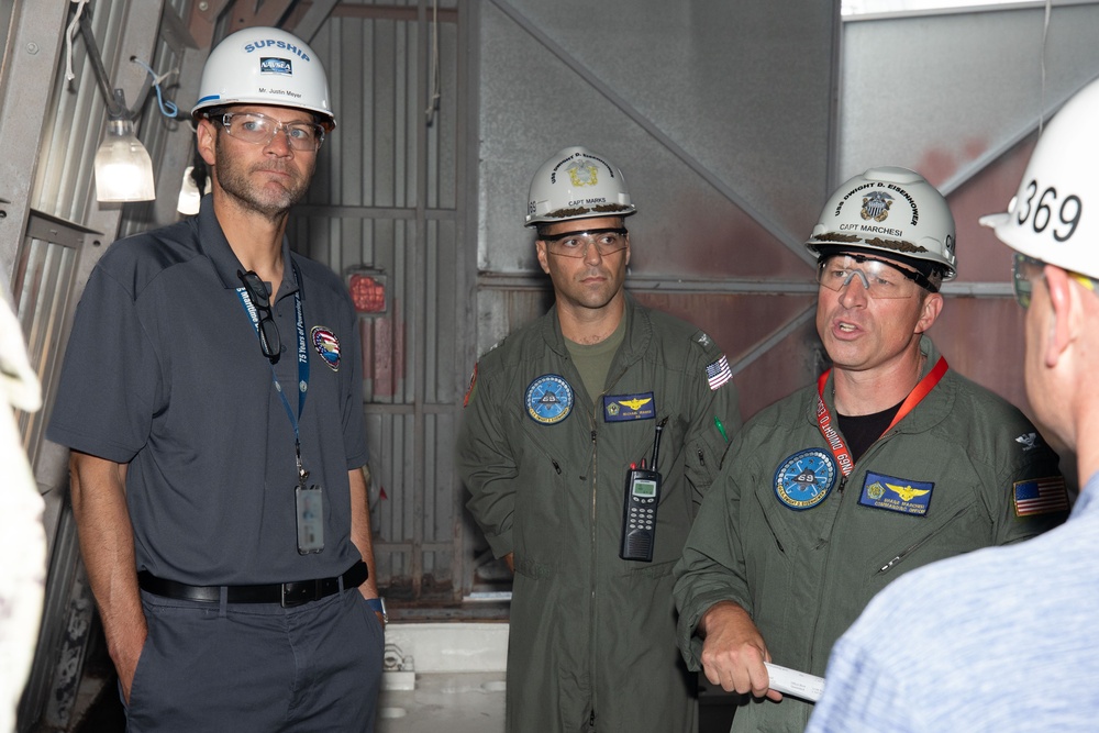 Ike Conducts Planned Incremental Availability maintenance period