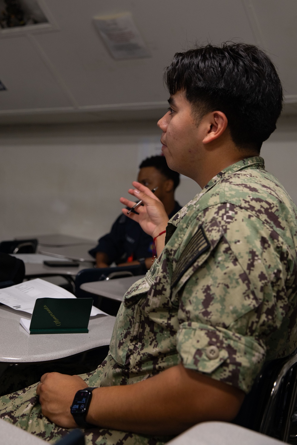 Ike Conducts Planned Incremental Availability maintenance period