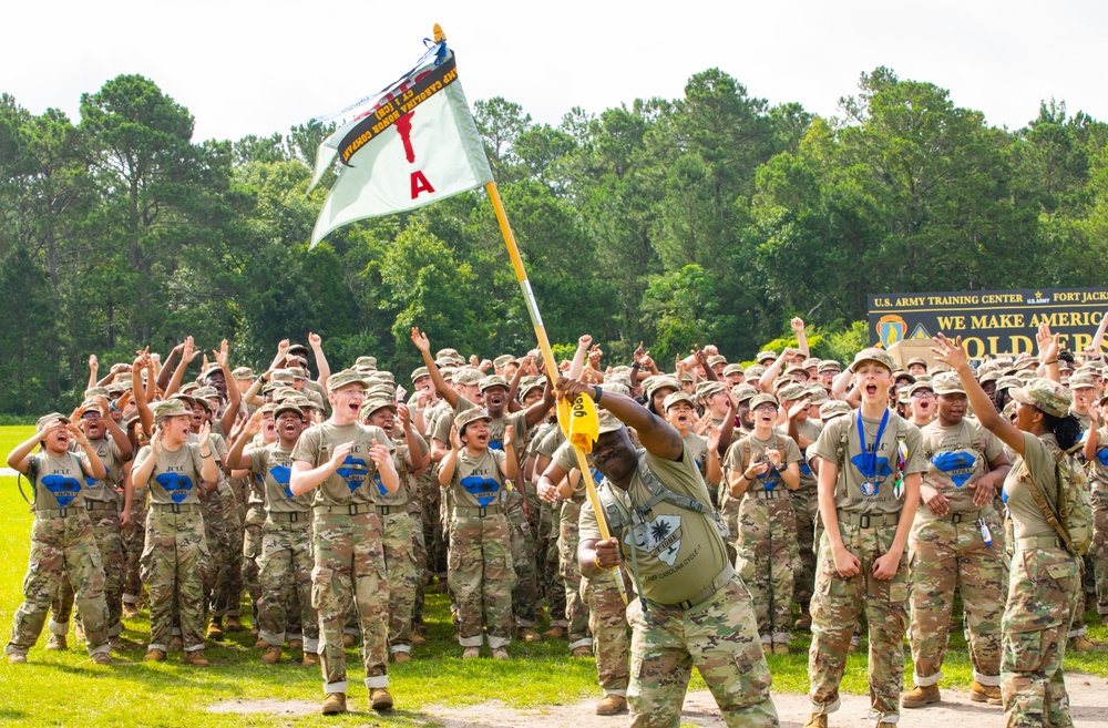 South Carolina Army National Guard deputy adjutant general addresses JROTC cadets