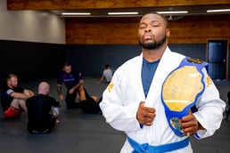 Logistics Specialist (Submarine) 1st Class Deundhray Steele: Excellence On and Off the Mat