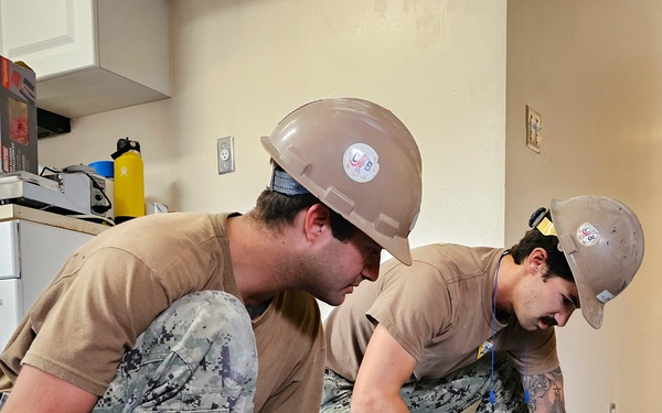 NMCB 133 Facility Maintenance in the Bahamas