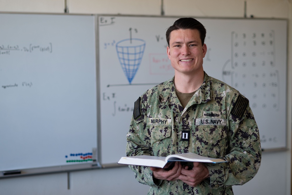 Math Acceleration Lab at NPS Strengthens Calculus Foundations Through Personalized Mentorship
