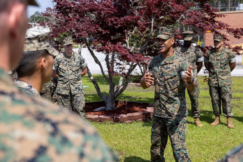 MACS-2 receives the II MEF Lt. Gen. “Chesty” Puller Award