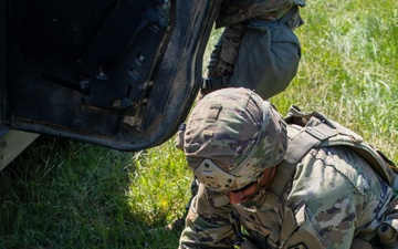 41st FAB Soldiers conduct medical operations during a simulated mass casualty attack during Saber Guardian 25