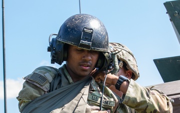 41st FAB Soldiers conduct medical operations during a simulated mass casualty attack during Saber Guardian 25