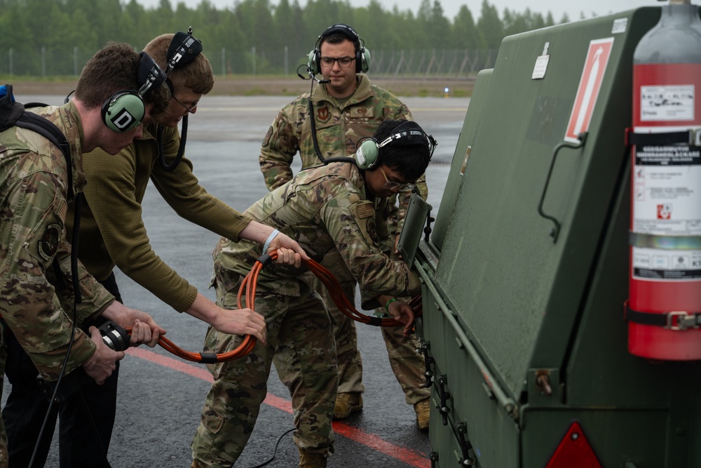 Atlantic Trident 25: 100th AMXS keeps our tankers in the fight