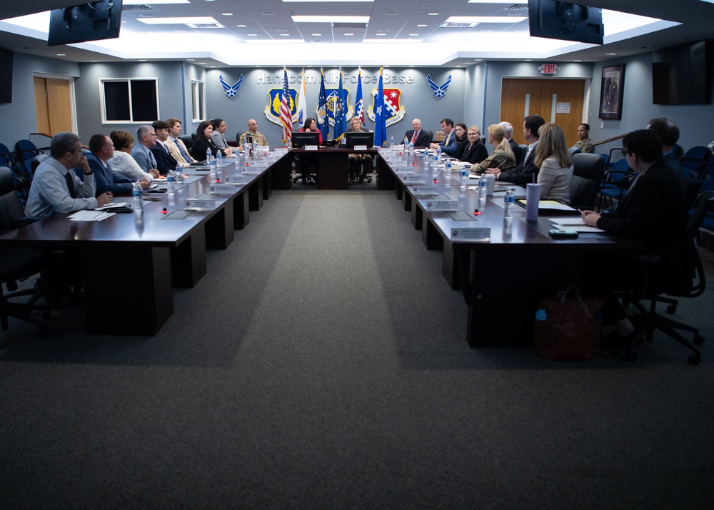 Shipton discusses strategic collaboration during visit